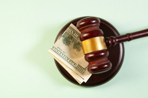 Meilleur avocat retrait de permis : comment choisir le bon expert